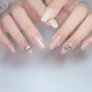 ネイル nailsalon urümのネイルデザイン
