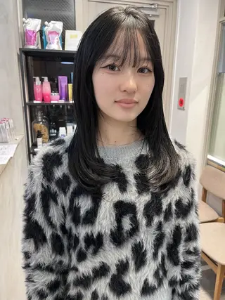 セミロング カラー 赤み消しカラー/ ナチュラル/トモキのヘアスタイル