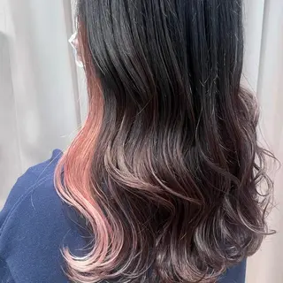 カラー ヒナ/レイヤーカット 艶感ワンカラーのヘアスタイル