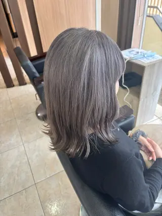 セミロング カラー デザインカラー/ オダセイナのヘアスタイル
