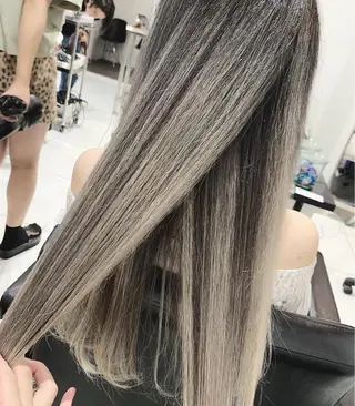 ロング カラー ヘアアレンジ 阿部 圭悟のヘアスタイル