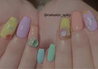 ネイル Spiky とうげ ふうかのネイルデザイン