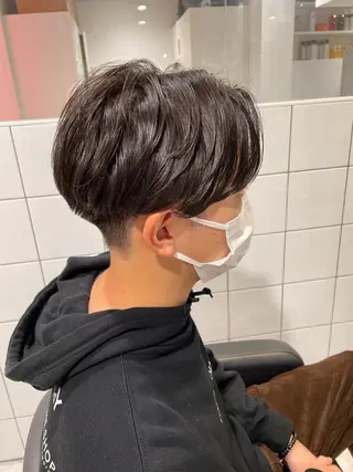 ショート カラー パーマ ヘアアレンジ メンズ キッズ ネイル マツエク・マツパ アイブロウ スパイキー/フェザー /波巻き/かいとのヘアスタイル