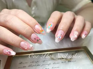 ネイル One Plus Nail Salonのネイルデザイン