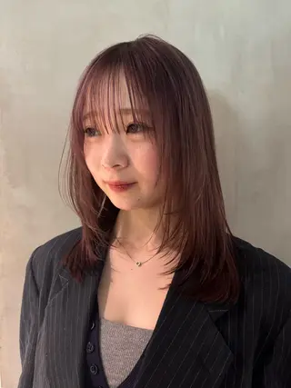 ミディアム 黒染め落とし ムラ修正　ハイトーンのヘアスタイル