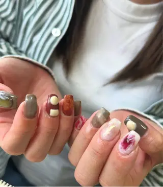 ネイル Laki nailのネイルデザイン