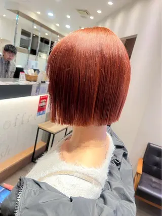 ショート カラー 松本 仁美のヘアスタイル