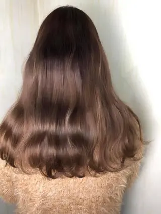 ロング ボブ♡柔らかいカラー 實松栞理のヘアスタイル
