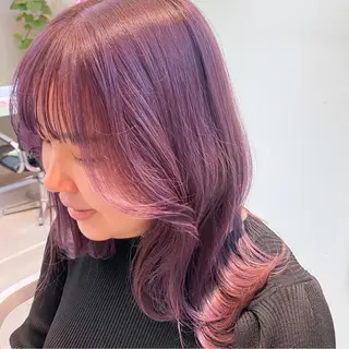 ミディアム カラー 岡野 静華のヘアスタイル