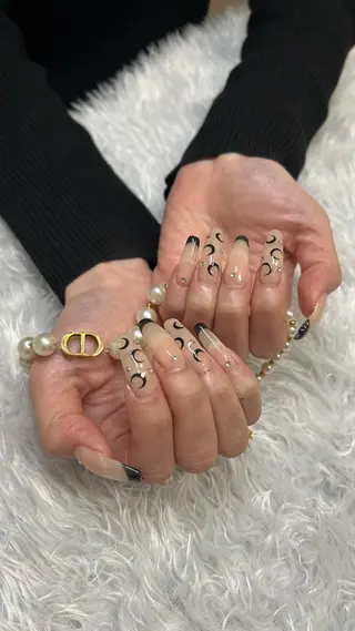 ロング Lino U naoのネイルデザイン