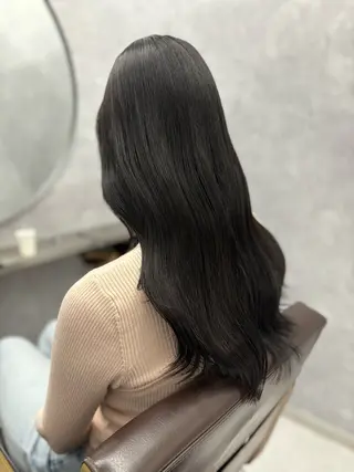 セミロング NUMBER 天王寺YUYAのヘアスタイル