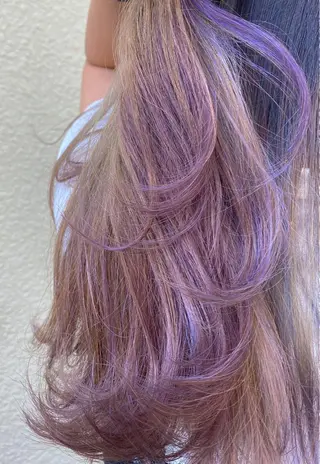 ロング カラー 舩坂 友賀のヘアスタイル