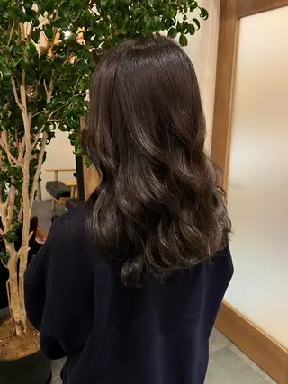 ロング カラー カワハラ ヒナコのヘアスタイル