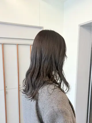 セミロング 💡曲がるストレート /レイヤー松本隼人のヘアスタイル