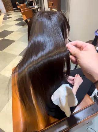 ロング 髪質改善/縮毛矯正/ 菱田荘史のヘアスタイル