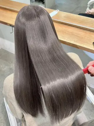 ロング 岡本葵子カットモデル ┊束感マツエクのマツエク・マツパデザイン