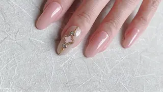 ロング チ まるこのネイルデザイン
