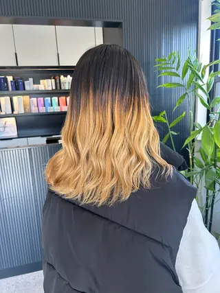 セミロング カラー SHIINA シイナのヘアスタイル