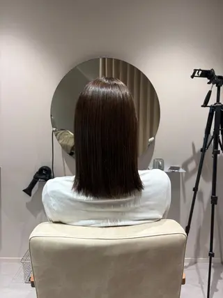 ミディアム 井山 葵のヘアスタイル