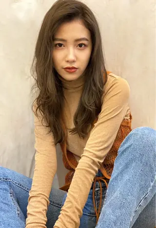 ロング 顔周りデザイン/ ママ美容師/濱ほのかのヘアスタイル