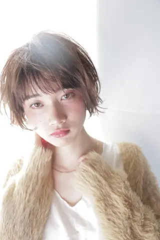 ミディアム カラー 代表　土屋ヒロユキ ショートカットのヘアスタイル