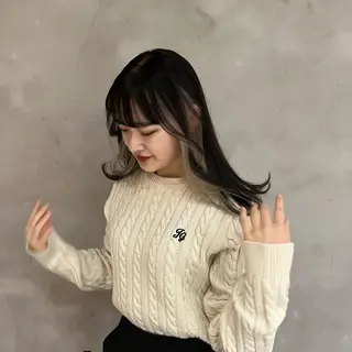 ミディアム カラー ヘアアレンジ three Natsumeのヘアスタイル
