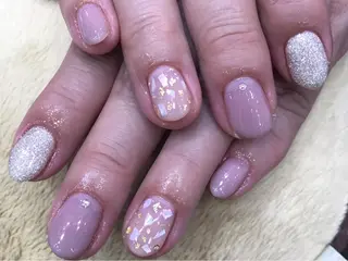 ネイル 中川 愛理のネイルデザイン