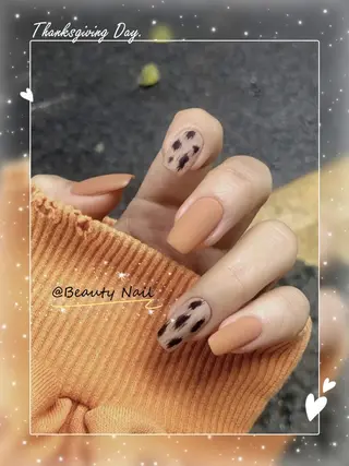 カラー ネイル Moonstone Salonのネイルデザイン