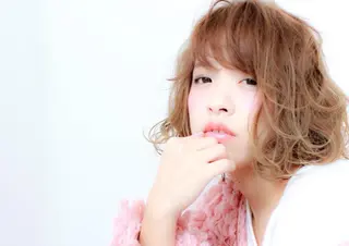 ミディアム カラー ヘアアレンジ 西川 ヒロキのヘアスタイル
