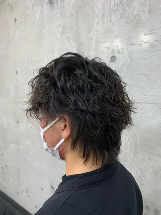 ミディアム パーマ メンズ クセを最大限に活かす メンズパーマ奈良大祐のヘアスタイル