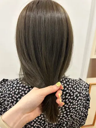 カラー モデル募集中🩶 𝓡𝓮𝓲𝓻𝓪のヘアスタイル