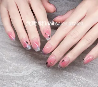 ネイル R inのネイルデザイン