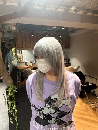 ロング カラー レイヤーブリーチ特化 ホワイト専門/岸のヘアスタイル