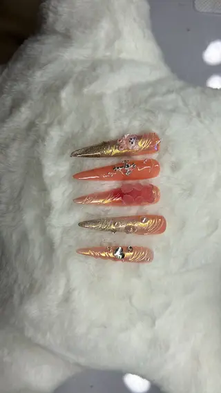 ネイル オハナ マルのネイルデザイン