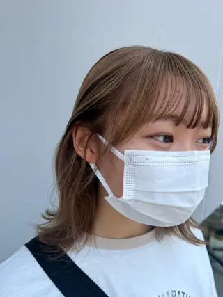 セミロング カラー ヘアアレンジ APREKO SAYAKAのヘアスタイル