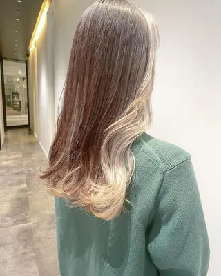 セミロング カラー得意【梅田】 瀧本友梨乃のヘアスタイル