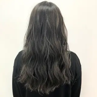 ロング 森本 光貴のヘアスタイル