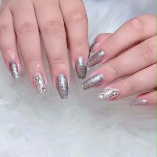 ネイル ヒユ ヒヨリのネイルデザイン