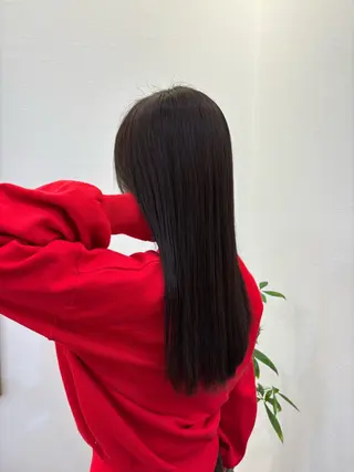 カラー ツノガイ エリのヘアスタイル