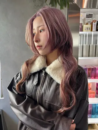 ロング カラー ヘアアレンジ iona/ハイトーン /ネイルのネイルデザイン