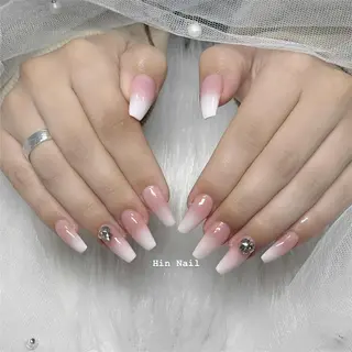 ネイル Hin Nailsのネイルデザイン