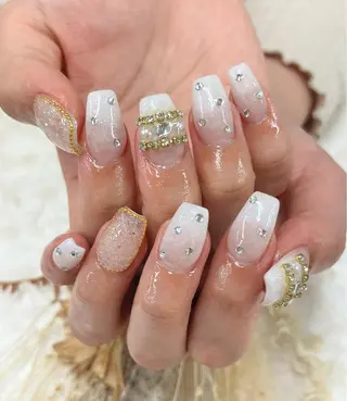 ネイル Basic町田本店 Suzunaのネイルデザイン