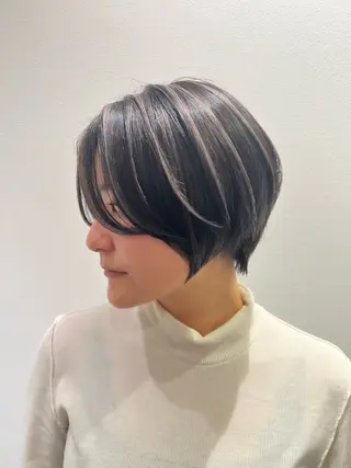 ショート レイヤーカット 早崎太生のヘアスタイル