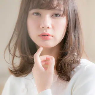 ミディアム 顔周りの垢抜けヘア 立山愛梨のヘアスタイル