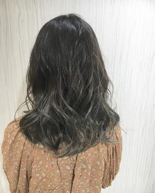 ミディアム セミロング カラー パーマ ヘアアレンジ ✨艶髪✨透明感✨ 山内大樹のヘアスタイル
