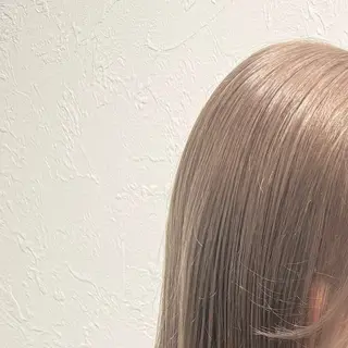 ミディアム カラー shiho .のヘアスタイル