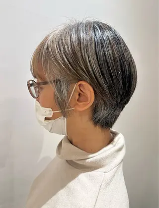 ショート 松浦 麻衣のヘアスタイル