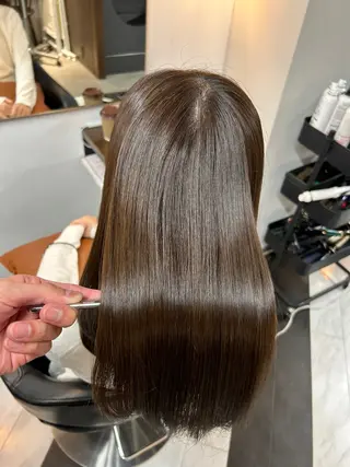 セミロング 圧倒的髪質改善 ✂︎飯島悠介のヘアスタイル