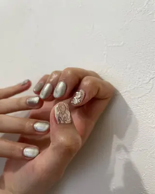 ネイル kiii.__ ✴︎*のネイルデザイン