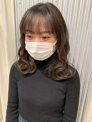 セミロング カラー ヘアアレンジ yuka .のヘアスタイル